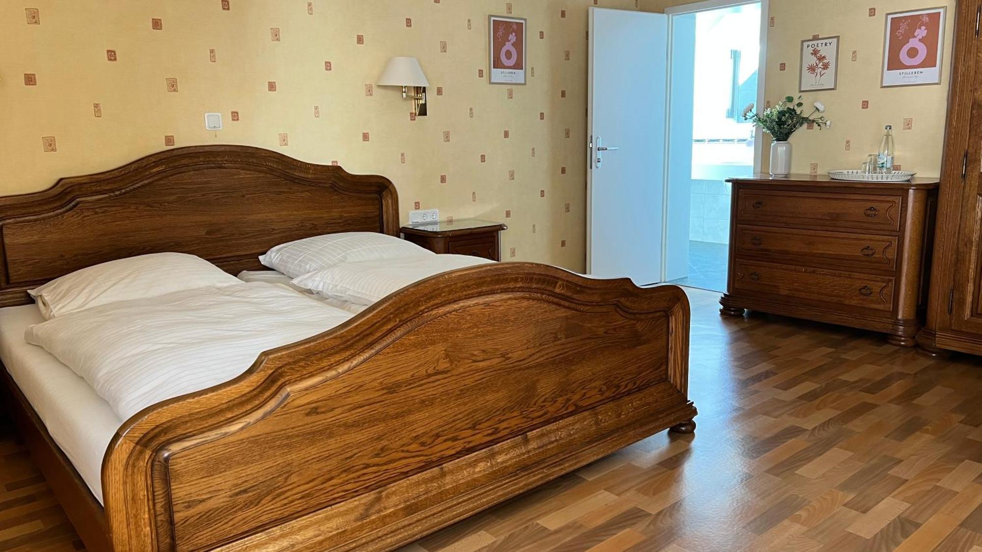 Gaestehaus Kliebenstein Saarwellingen Bagian luar foto