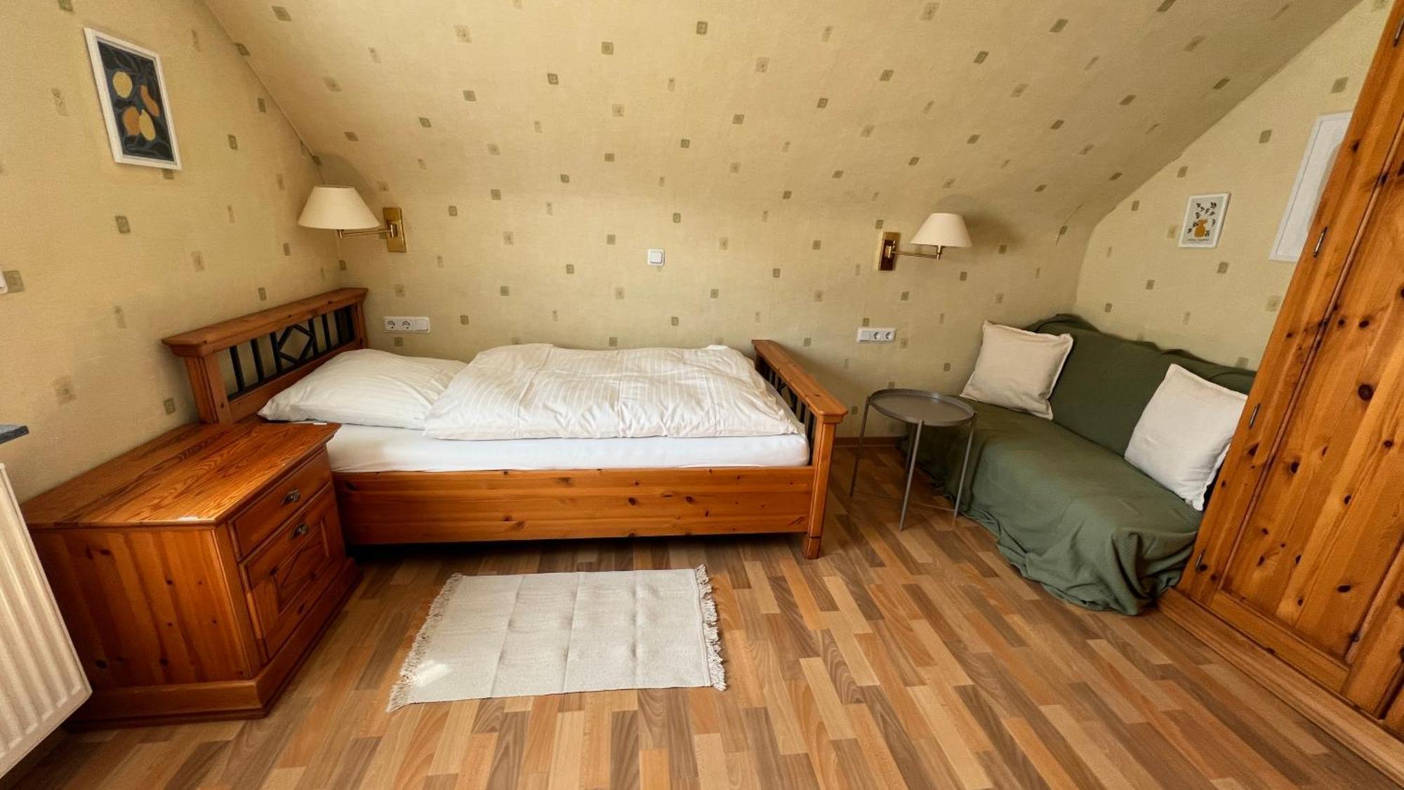 Gaestehaus Kliebenstein Saarwellingen Bagian luar foto