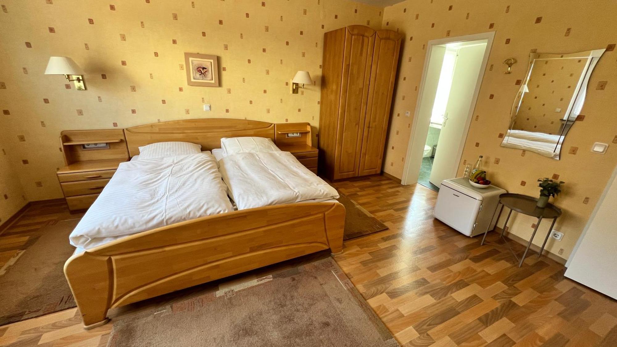 Gaestehaus Kliebenstein Saarwellingen Bagian luar foto